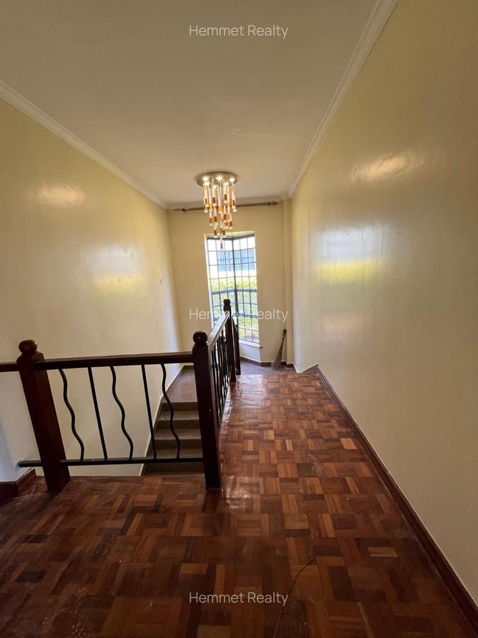 4 Bed Townhouse with En Suite in Loresho - 9