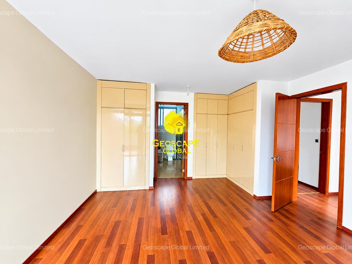 3 Bed Apartment with En Suite in Westlands Area - 8