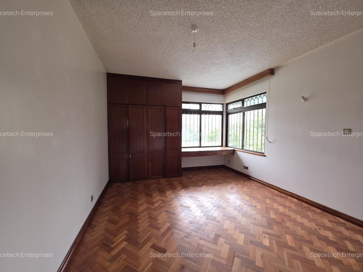 5 Bed House with En Suite in Muthaiga - 18