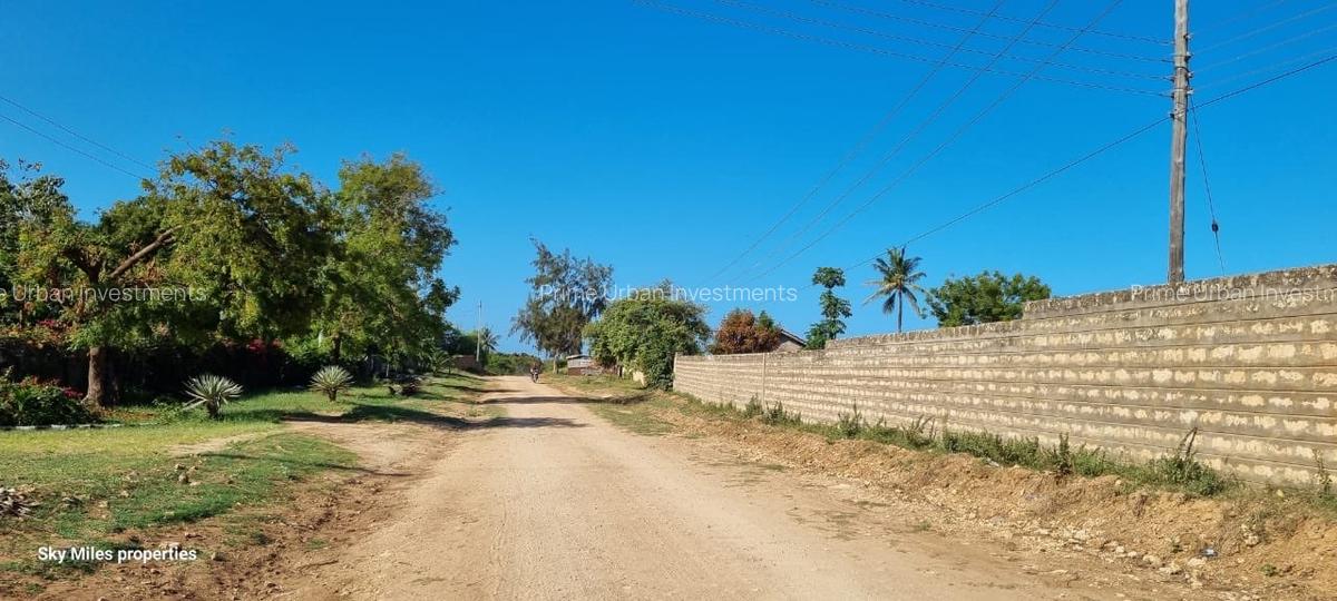 1,012 m² Land at Kikambala Beach - 14