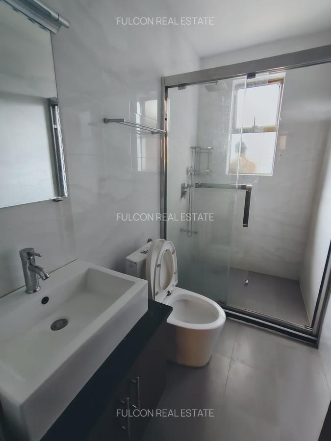 5 Bed Villa with En Suite in Lavington - 15