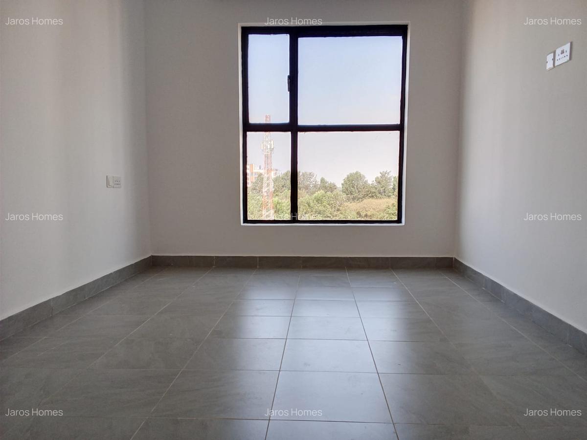 1 Bed Apartment with En Suite at Kirawa Road - 2