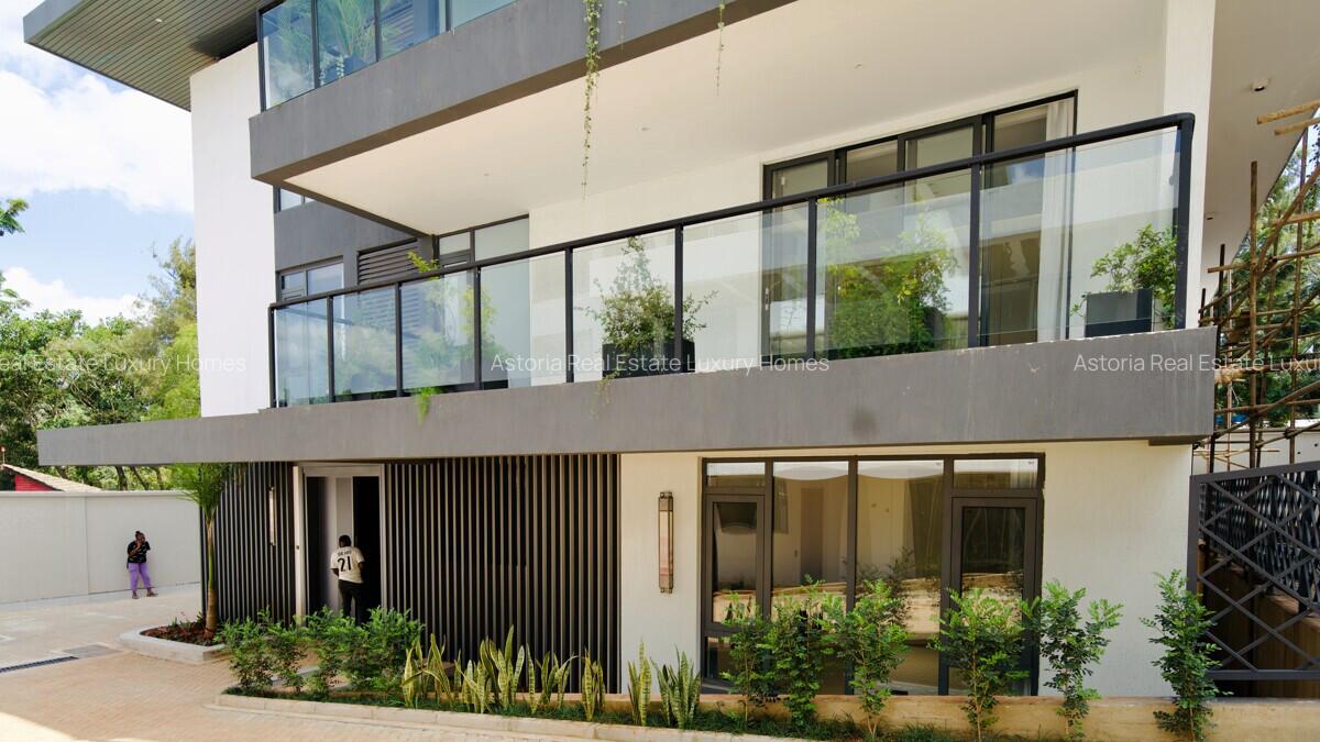 5 Bed Villa with En Suite at 2026-378 5 Bed - 2