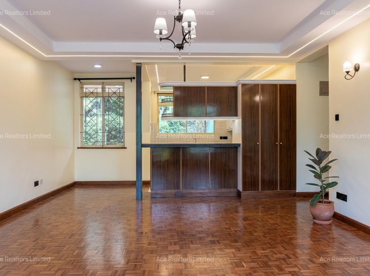 3 Bed Apartment with En Suite at Sports Road - 11