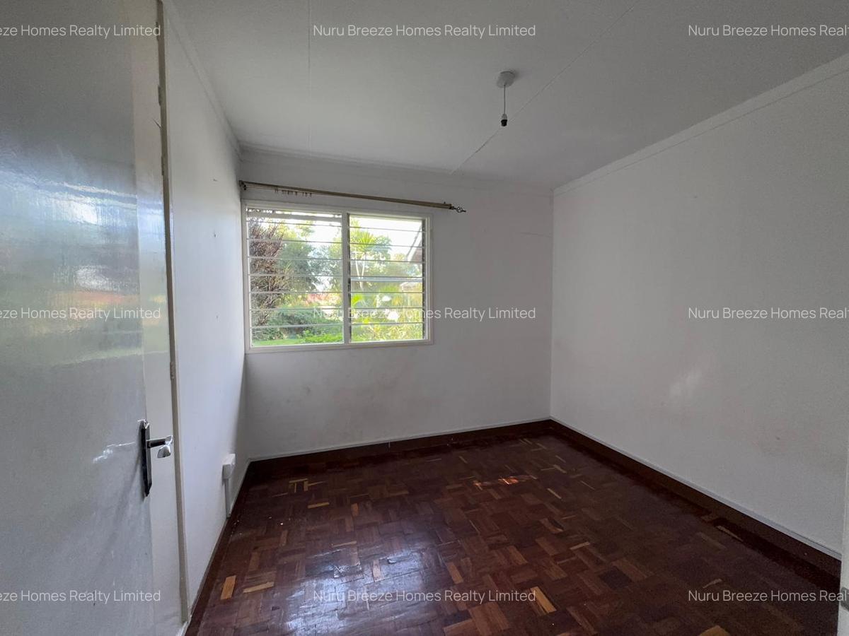4 Bed House with En Suite in Loresho - 15