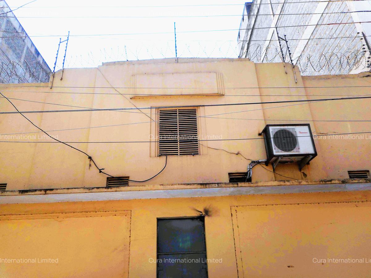 5,000 ft² Shop in Nairobi CBD - 6