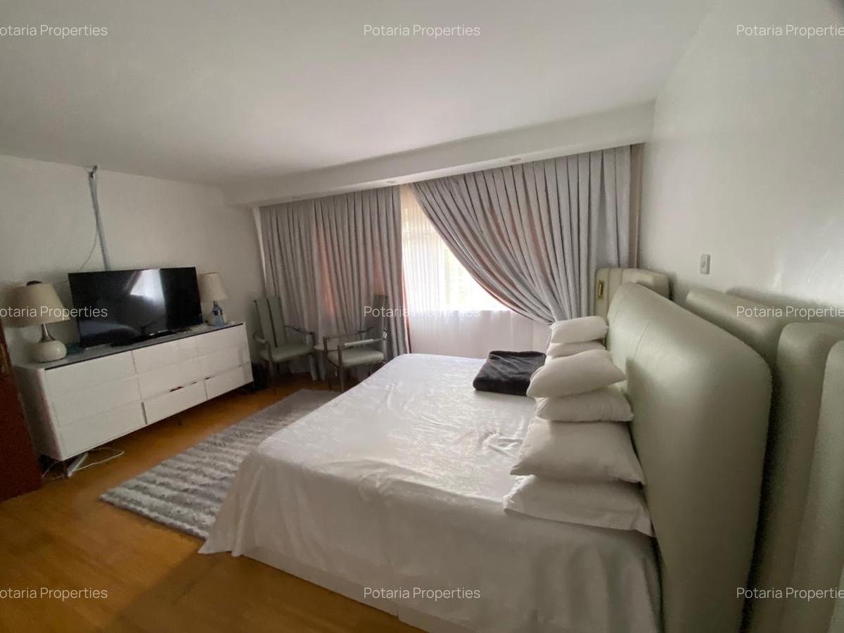4 Bed House with Garden in Runda - 12