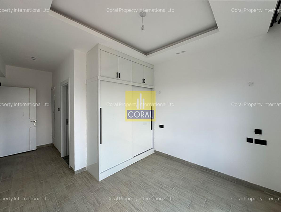 1 Bed Apartment in Lavington - 3
