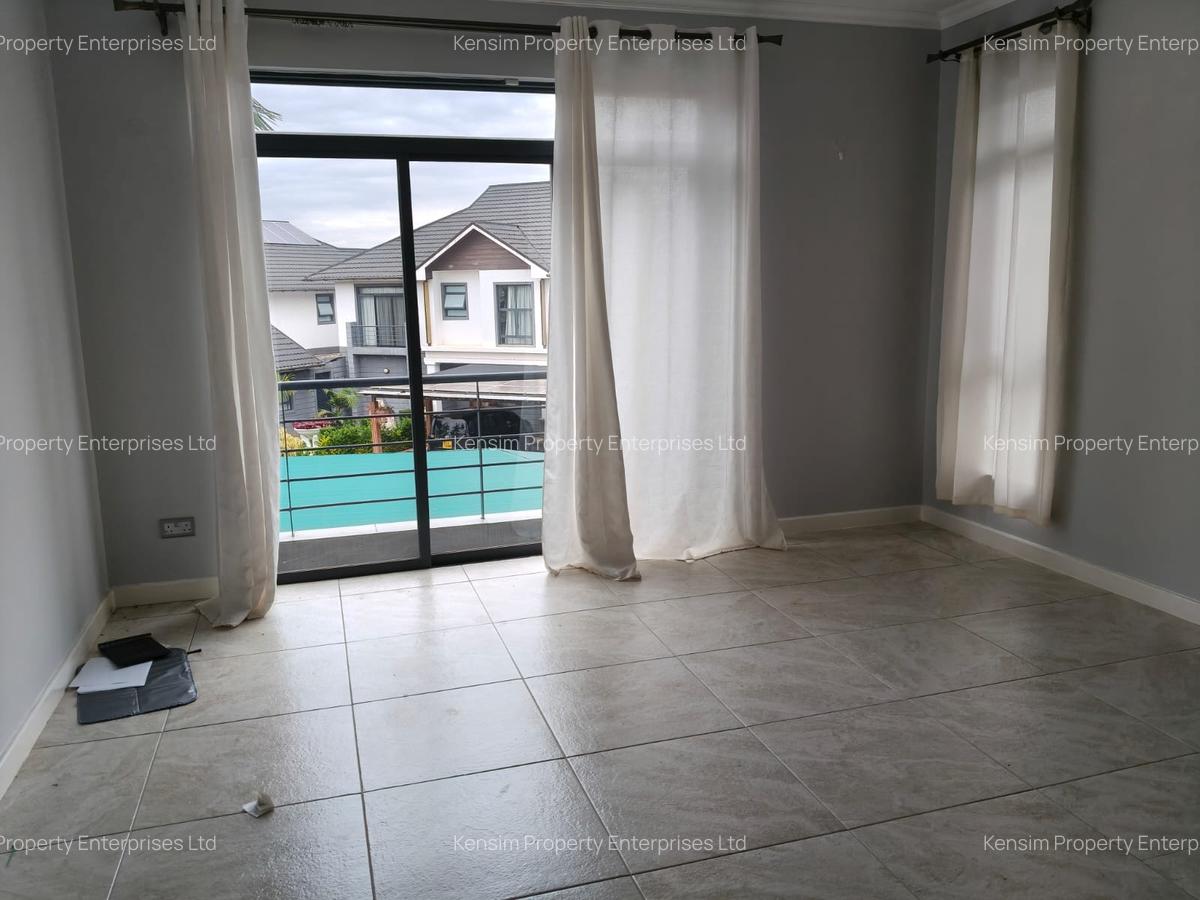 3 Bed Townhouse with En Suite in Kiambu Road - 5