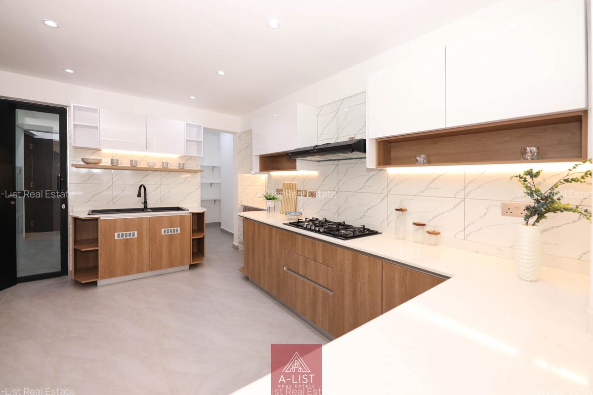 3 Bed Apartment with En Suite at 4Th Parklands - 8