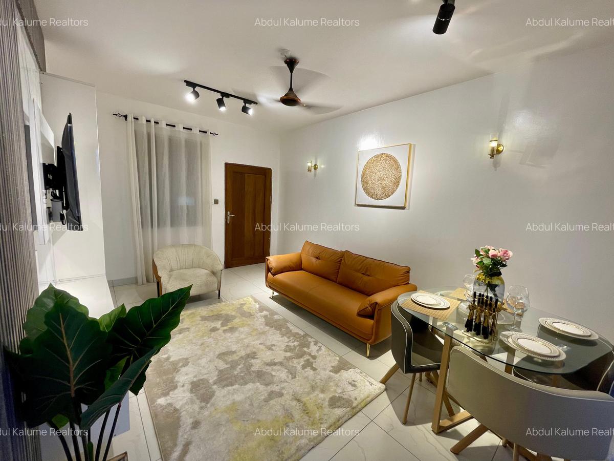 Serviced 3 Bed Apartment with En Suite at Bamburi - 19