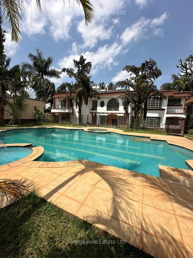 6 Bed House with En Suite in Nyari - 6