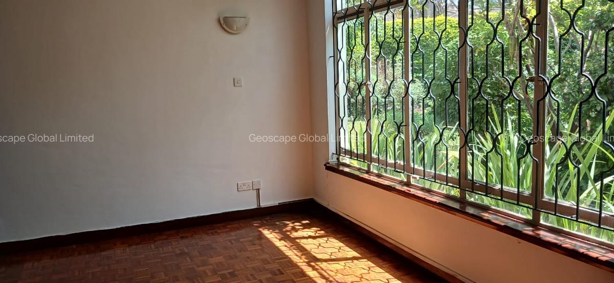 4 Bed House with En Suite in Gigiri - 2