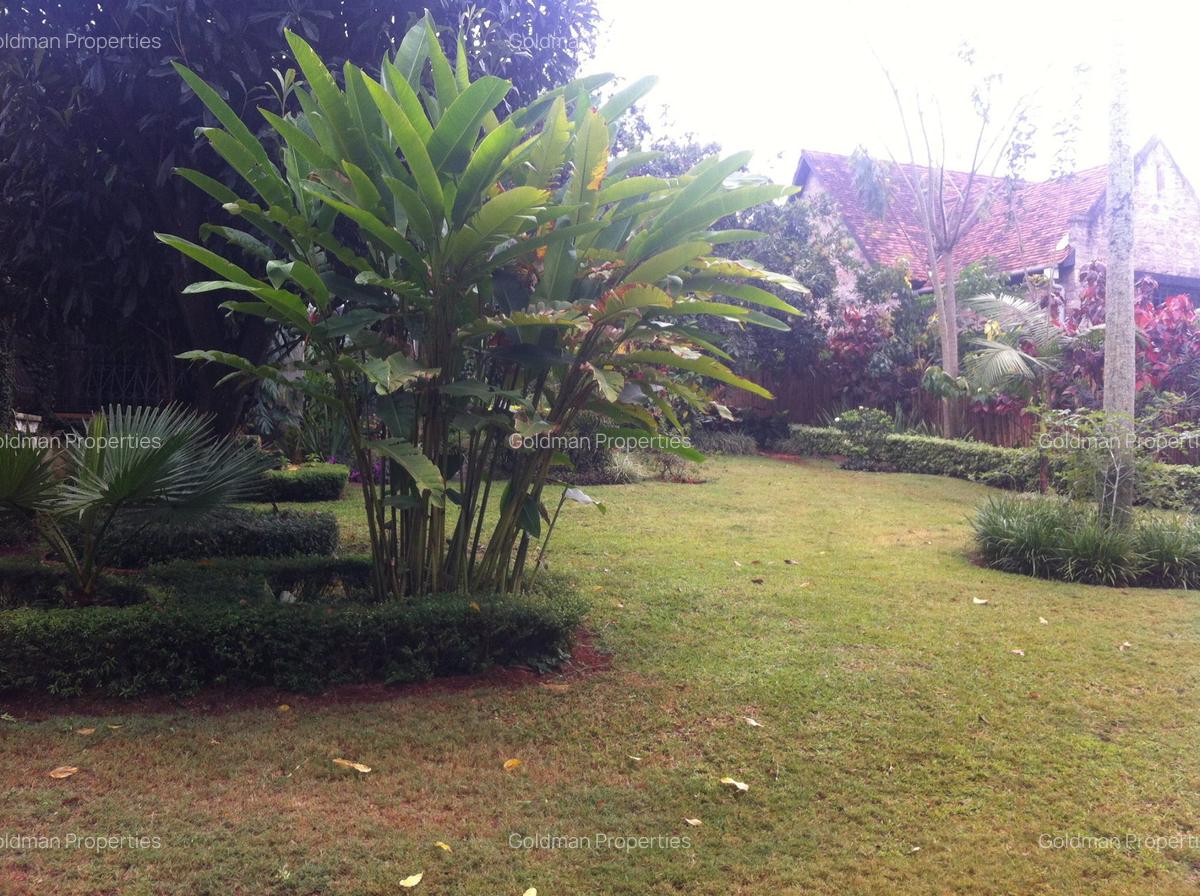 5 Bed House with En Suite at Muthaiga Road - 16