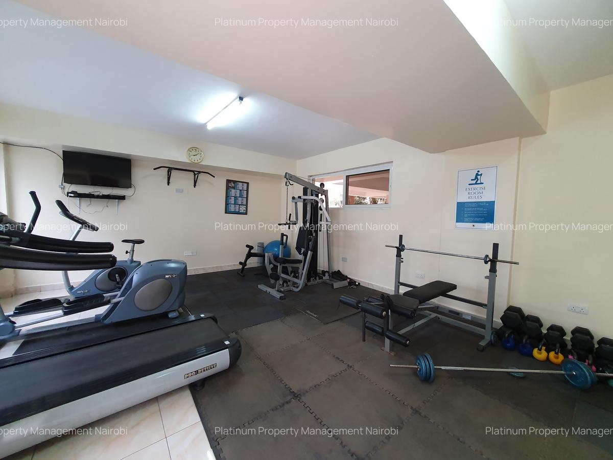 Serviced 2 Bed Apartment with En Suite at Brookside - 15