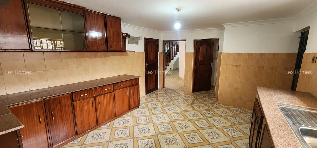 4 Bed House with En Suite at Masai Lodge - 7