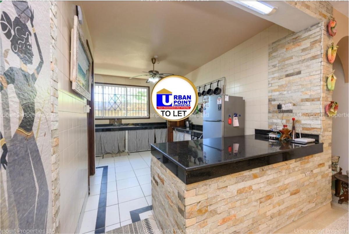 3 Bed House with En Suite in Nyali Area - 16