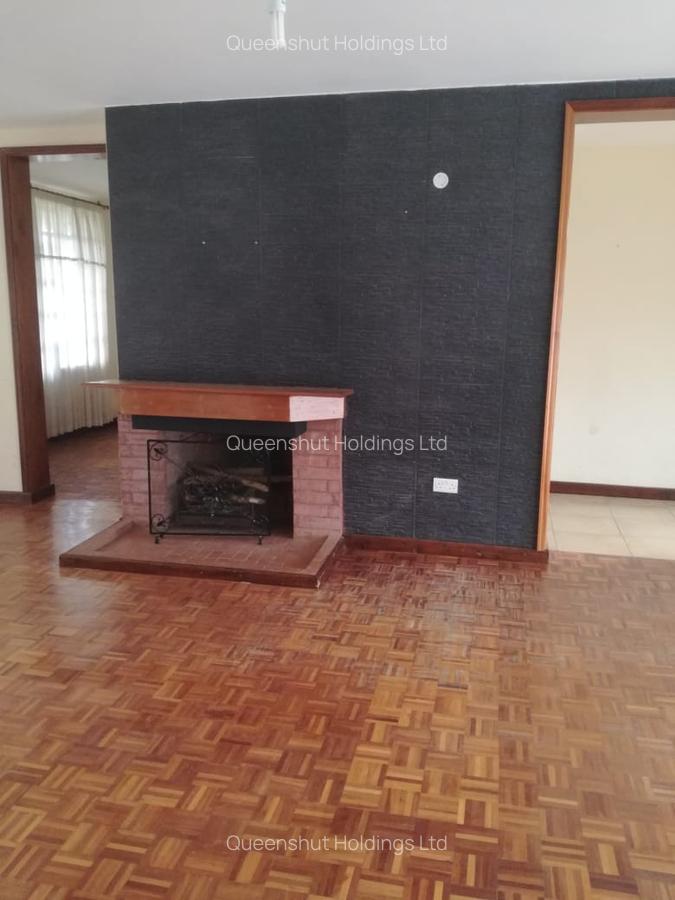 5 Bed House with En Suite in Kitisuru - 3