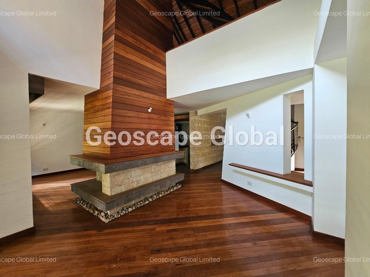 4 Bed House with En Suite in Runda - 4