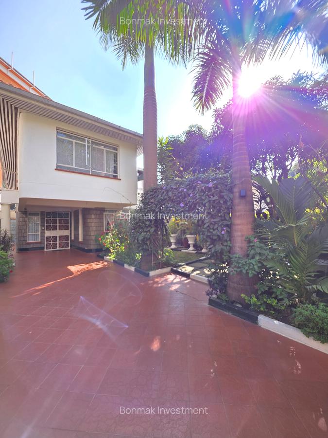 4 Bed Townhouse with En Suite at Valley Arcade - 7