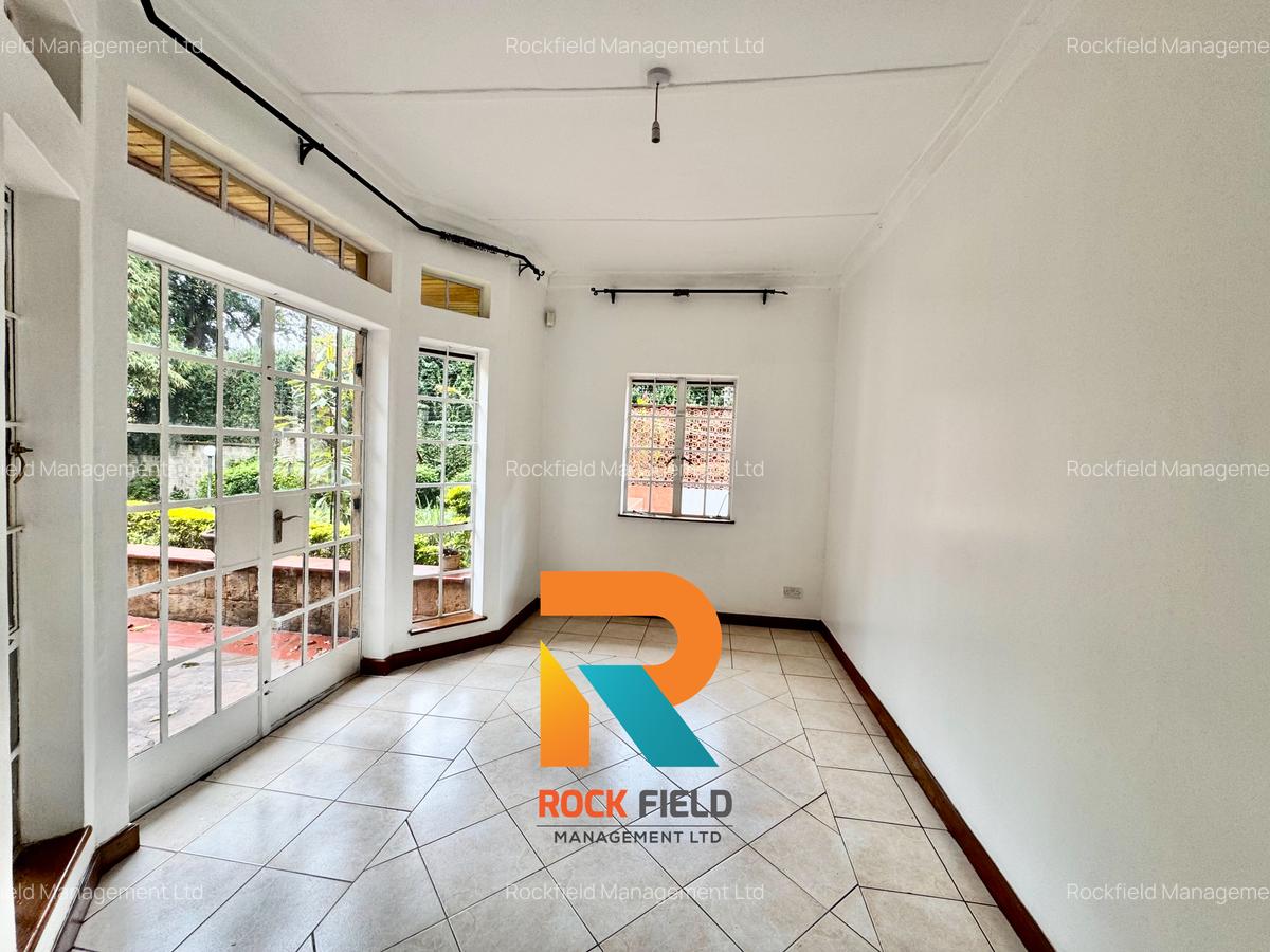 5 Bed Townhouse with En Suite in Rosslyn - 7