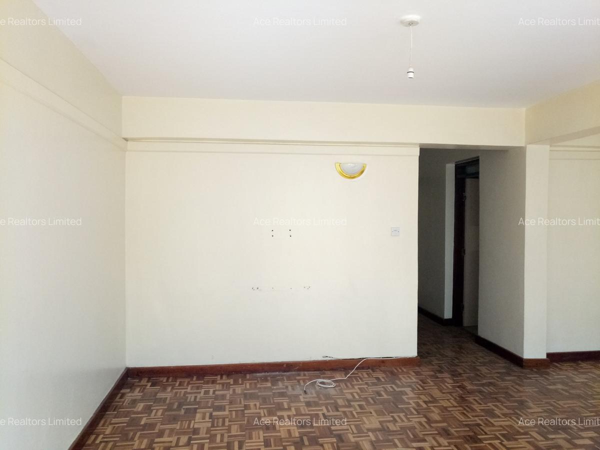 3 Bed Apartment with En Suite at Milimani Nairobi - 10