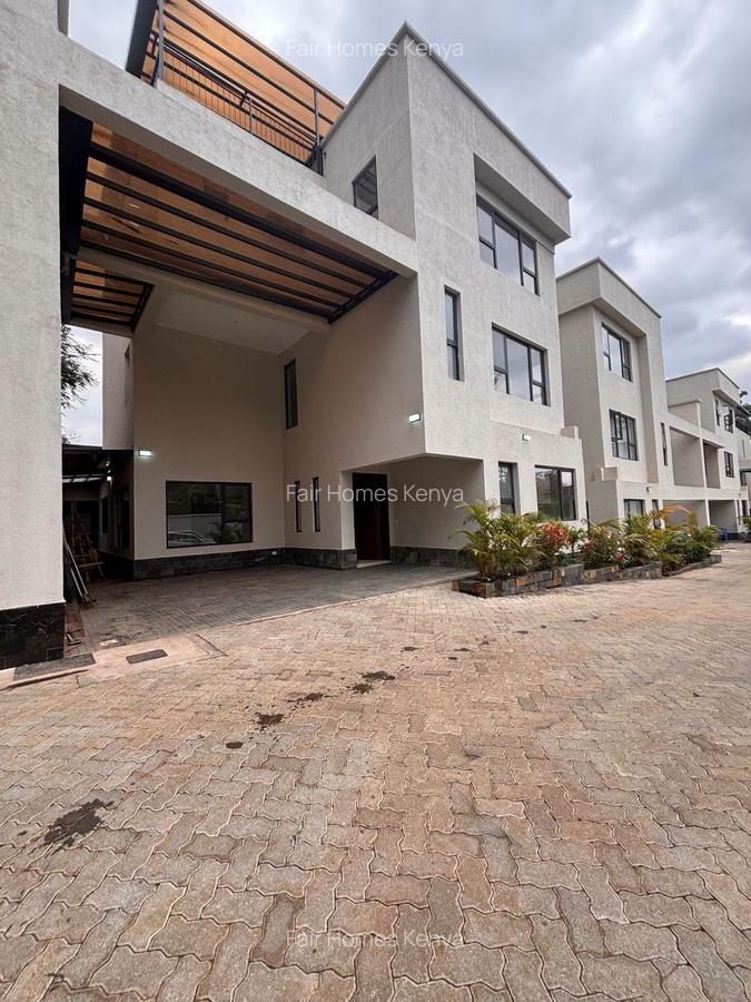 5 Bed Townhouse with En Suite at Manyani East - 1