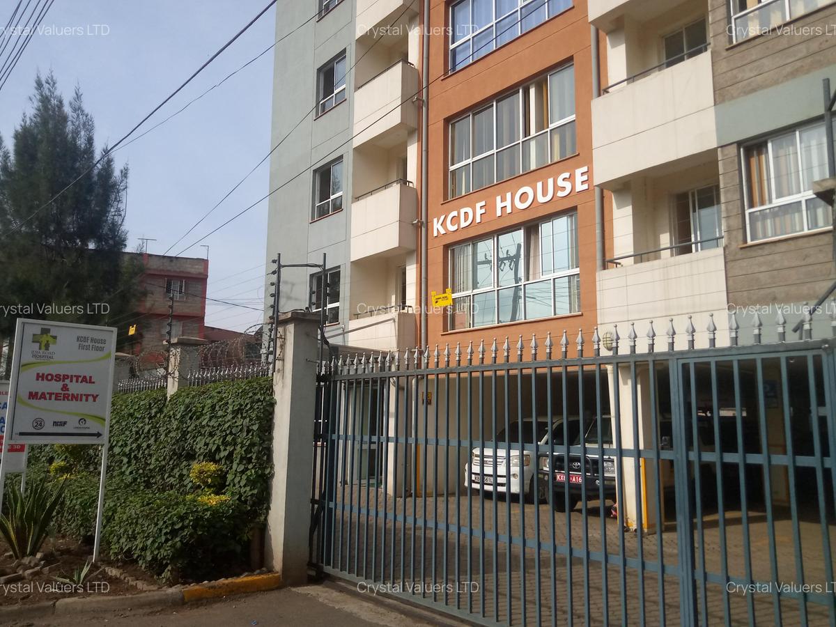633 ft² Office with Service Charge Included at Kcdf House - 1