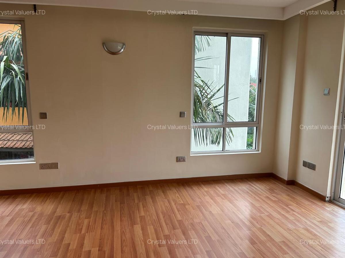 3 Bed Apartment with En Suite in Kileleshwa - 9