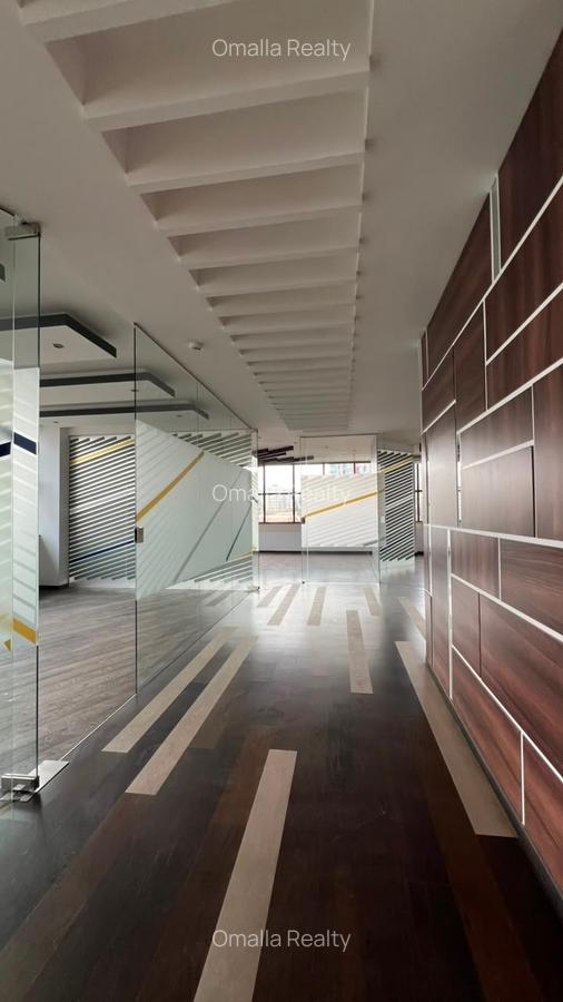 5,078 ft² Commercial Property with Service Charge Included in Westlands Area - 4