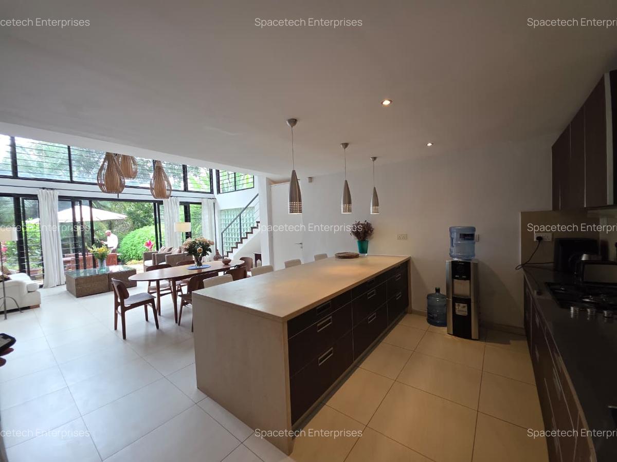 3 Bed House with En Suite in Muthaiga - 16