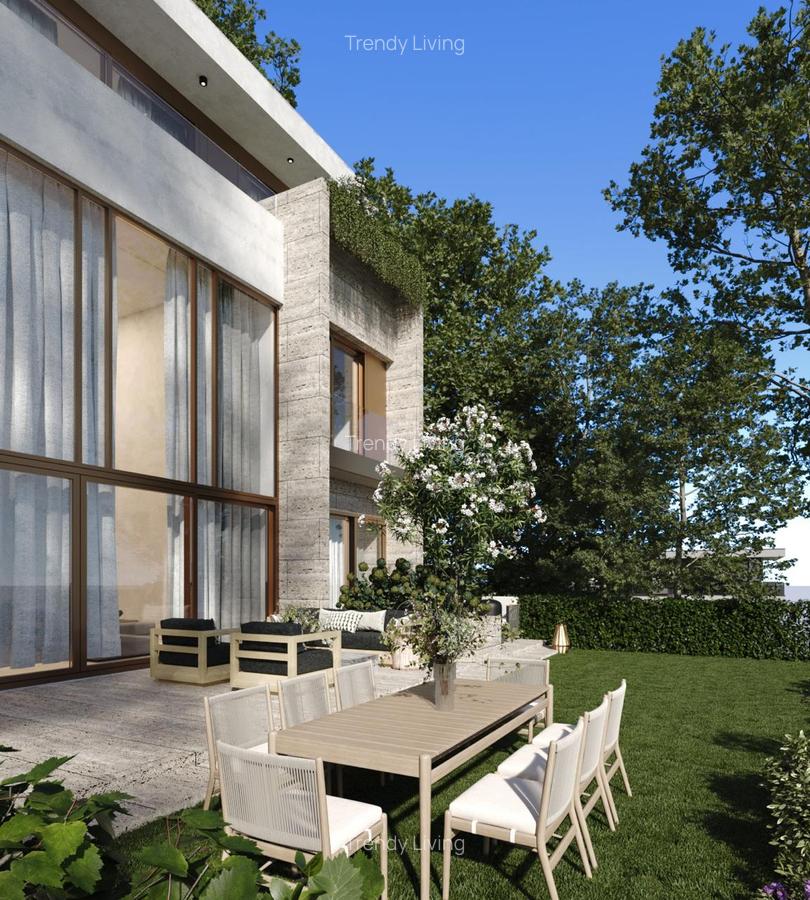 5 Bed Townhouse with En Suite in Lavington - 10