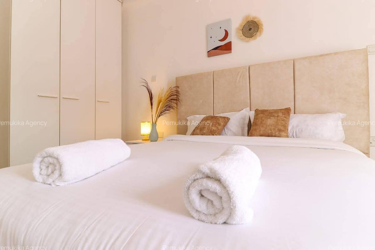 Serviced 2 Bed Apartment with En Suite in Westlands Area - 10