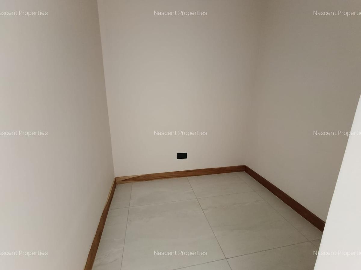 4 Bed Apartment with En Suite in Loresho - 5