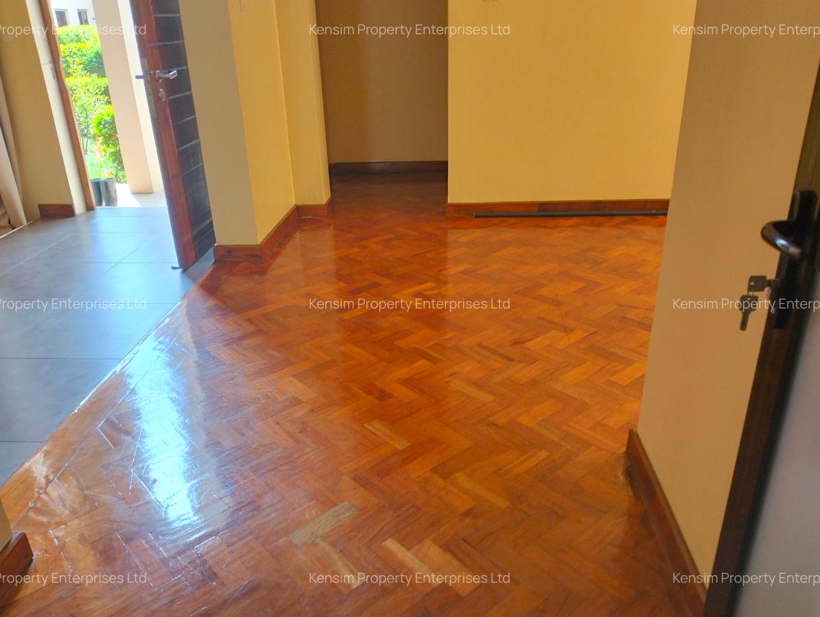 4 Bed Townhouse with En Suite in Lavington - 8