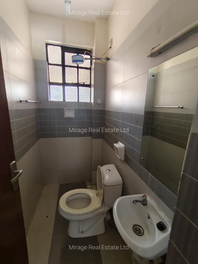 3 Bed Apartment with Swimming Pool in State House - 12
