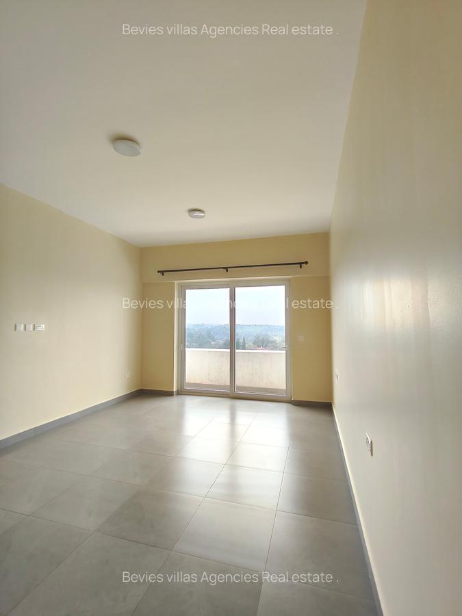 3 Bed Apartment with En Suite at Parklands - 8
