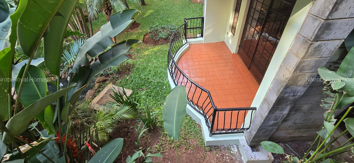 3 Bed Apartment with En Suite at Valley Arcade - 4