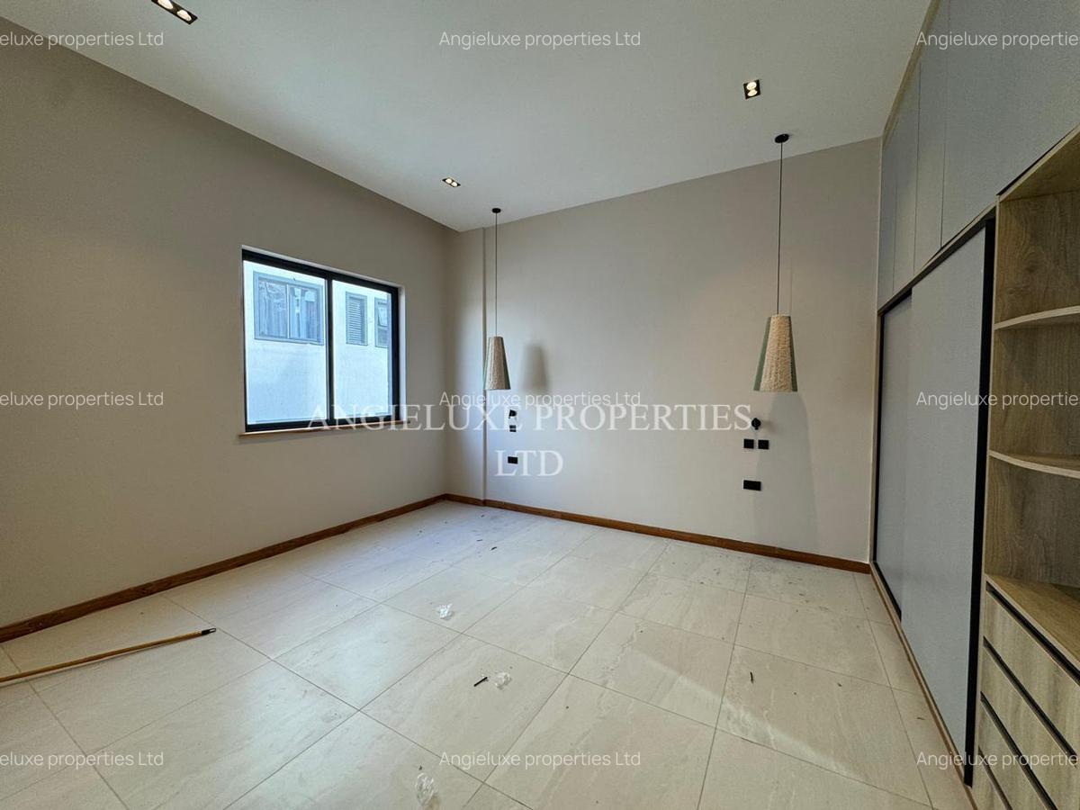 4 Bed Apartment with En Suite at Loresho - 14