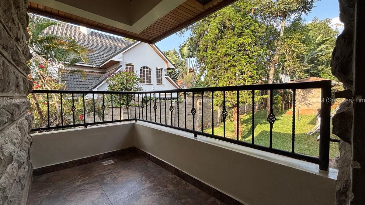 4 Bed Villa with En Suite in Runda - 12