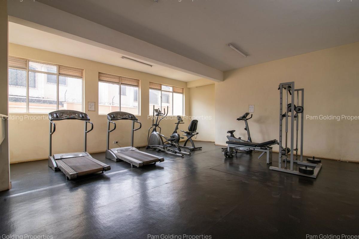 3 Bed Apartment at Brookside Drive - 10