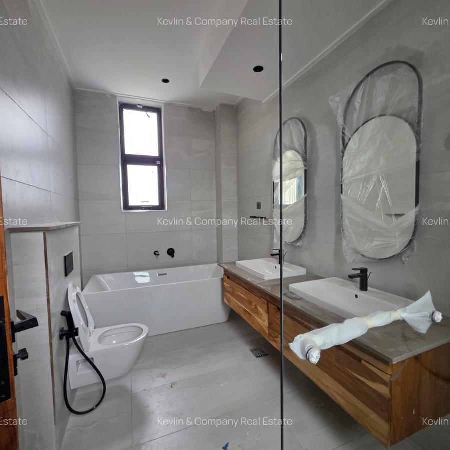 4 Bed Villa with En Suite in Loresho - 19