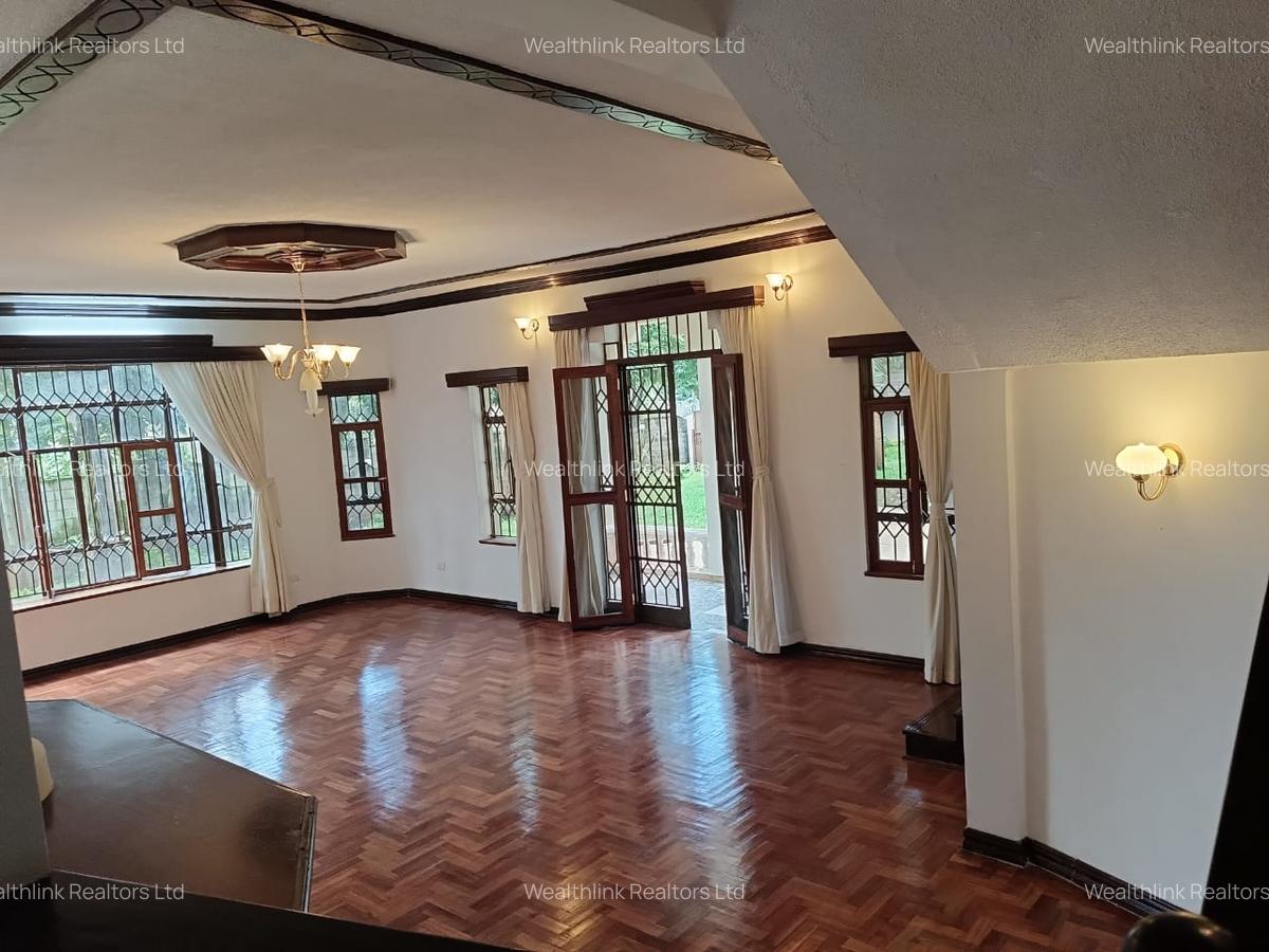 5 Bed House with En Suite at Runda - 10
