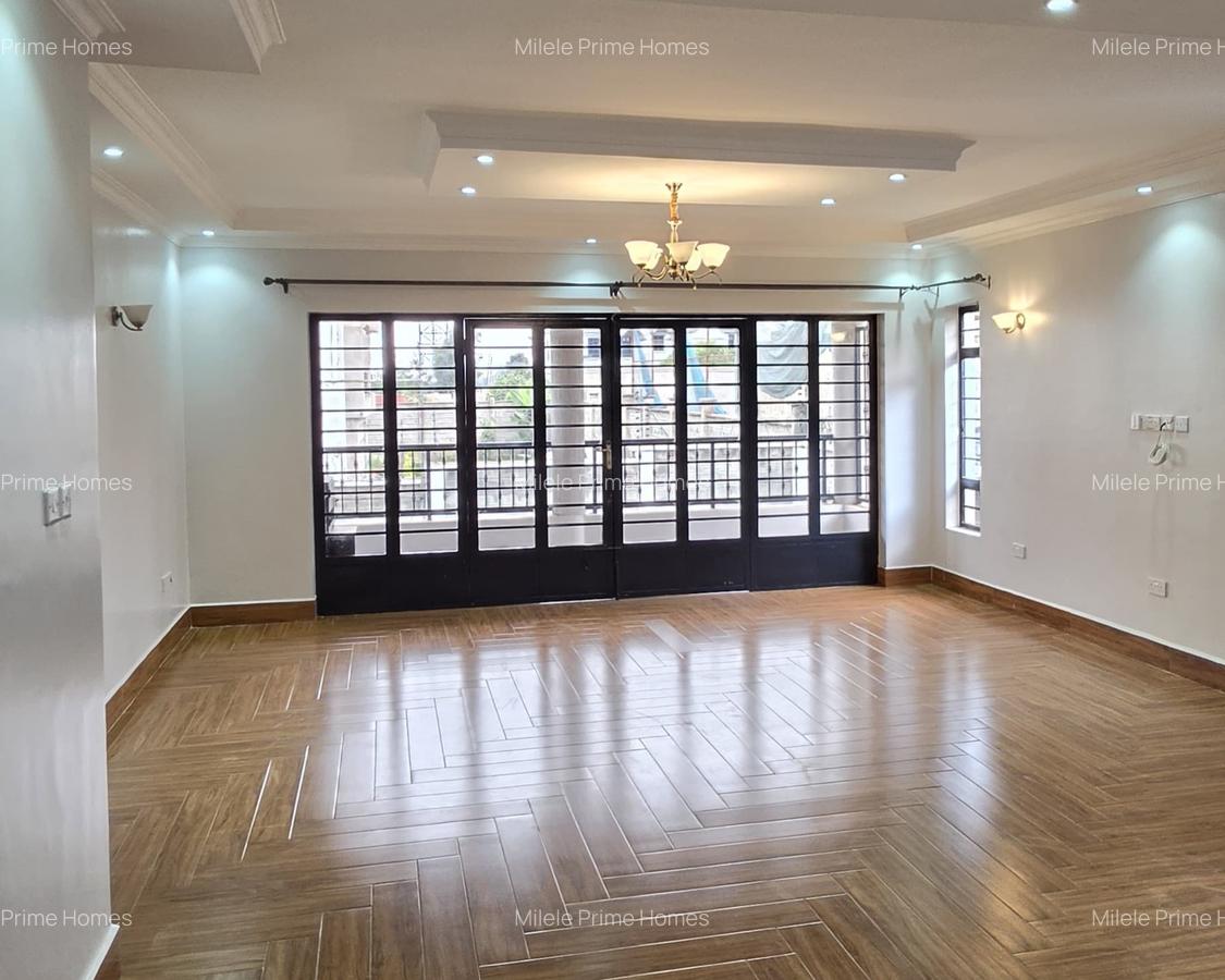 4 Bed Villa with En Suite at Runda Close - 10