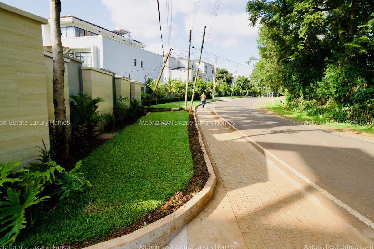 5 Bed Villa with En Suite at 2026-187 5 Bed - 17