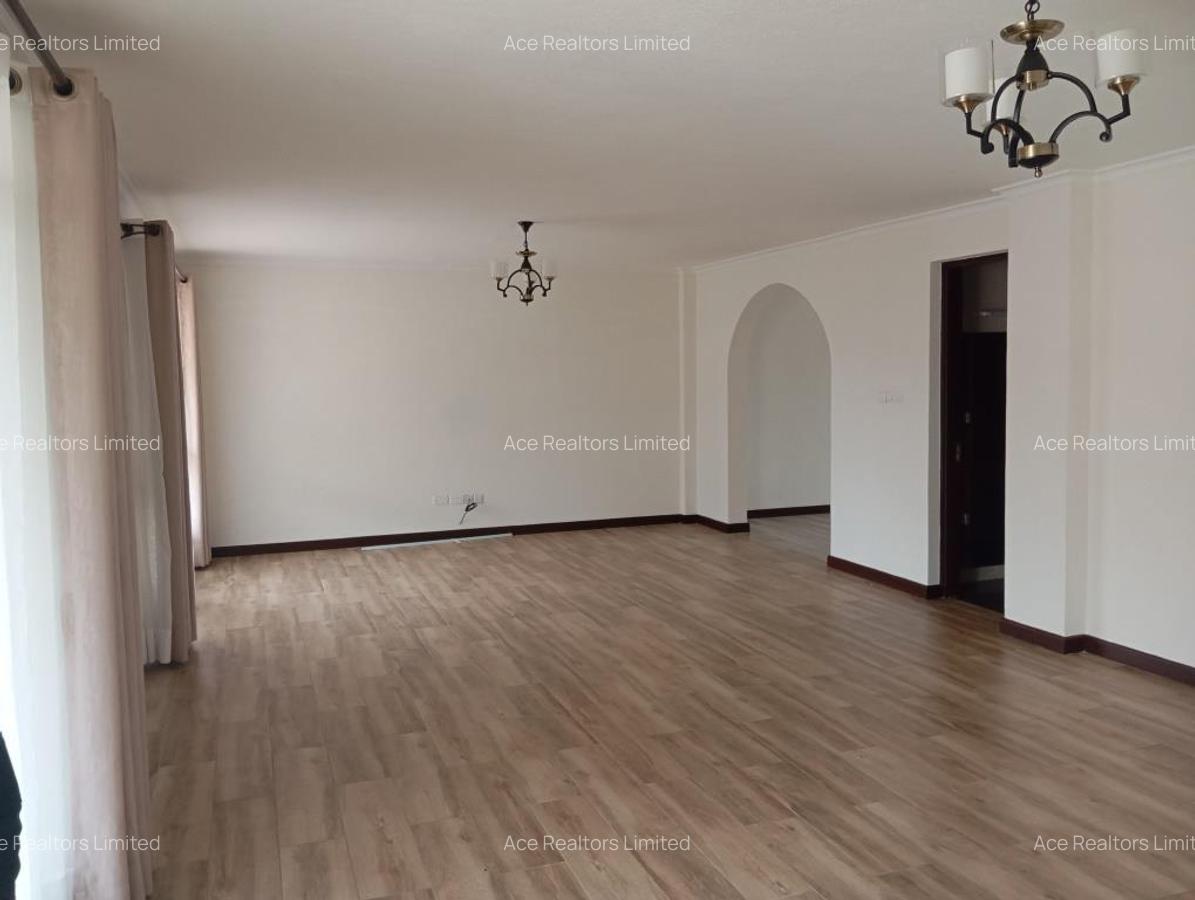 5 Bed Apartment with En Suite at Spring Valley - 2