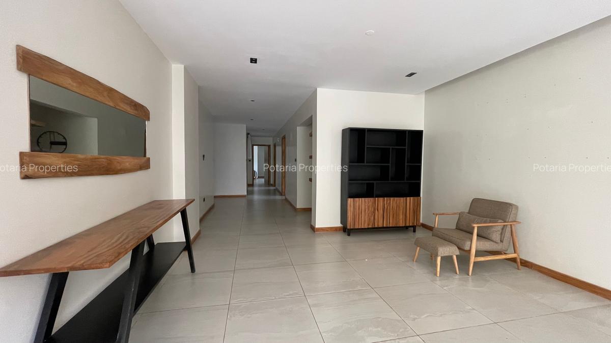 4 Bed Apartment with En Suite in Spring Valley - 6