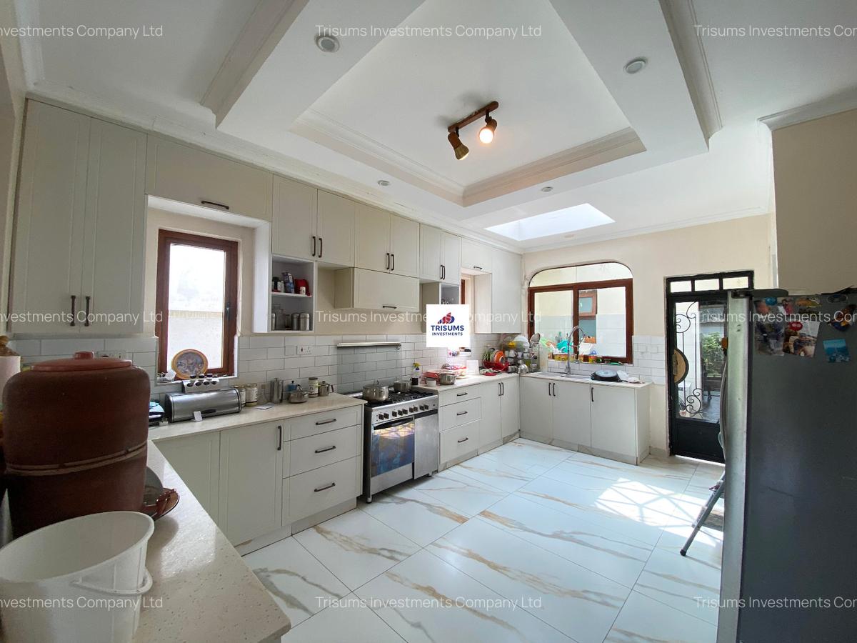 4 Bed Villa with En Suite in Loresho - 5