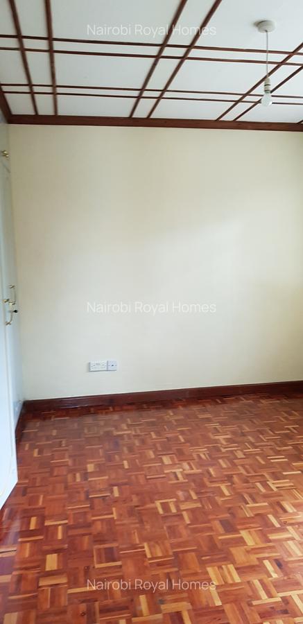 5 Bed Townhouse with En Suite at James Gichuru - 16