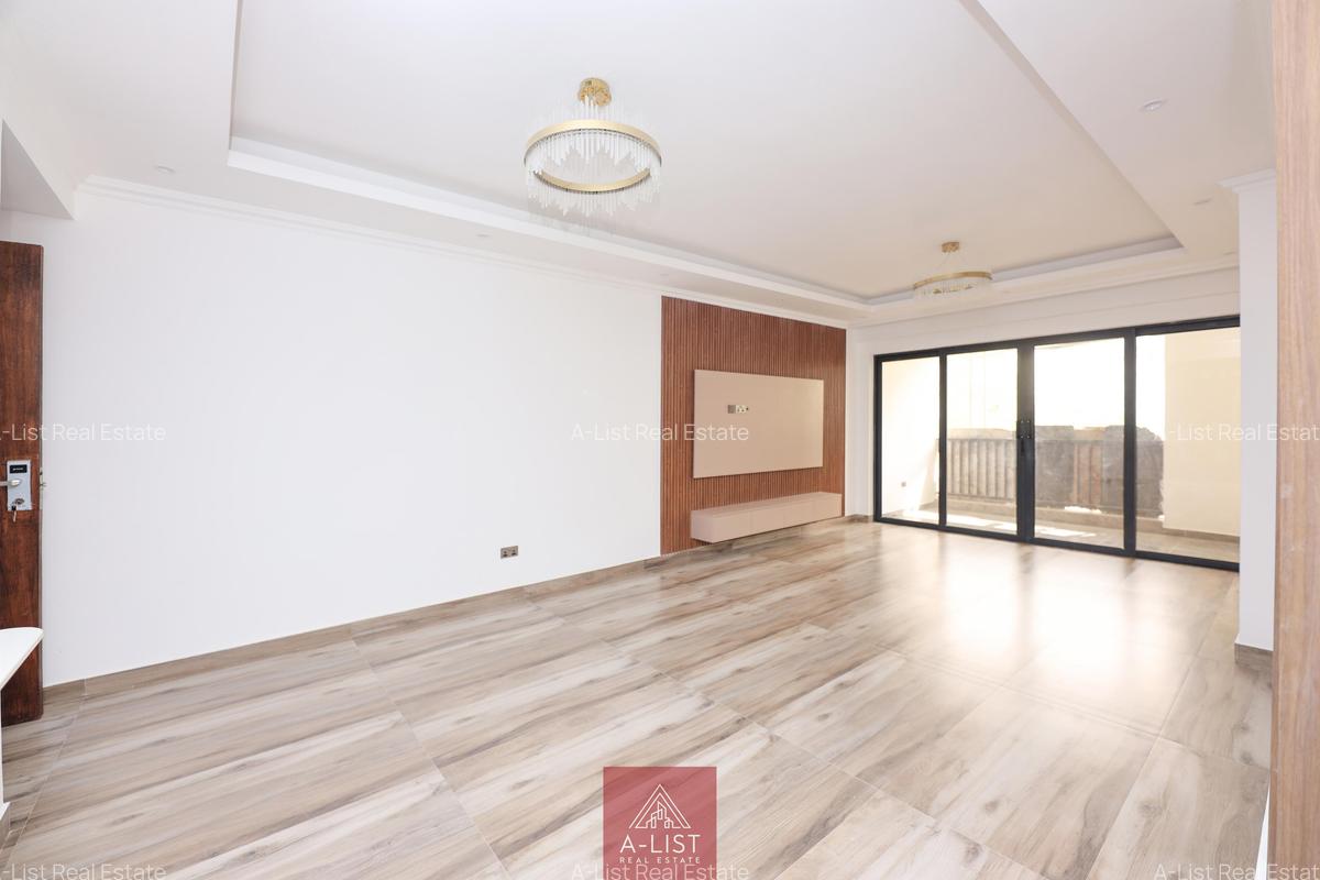 2 Bed Apartment with En Suite at Brookside Drive - 3